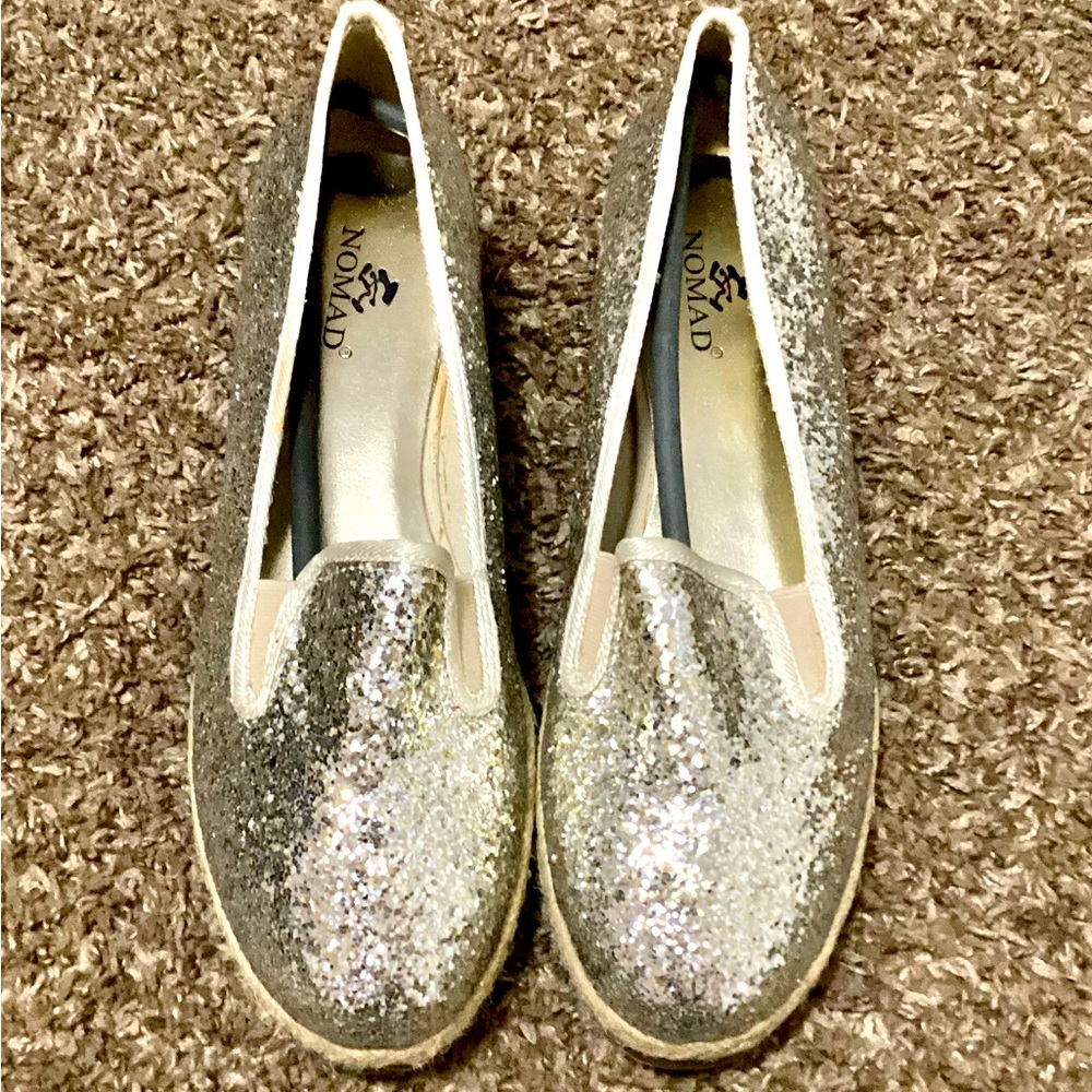 Nomad slip on flats NWOT